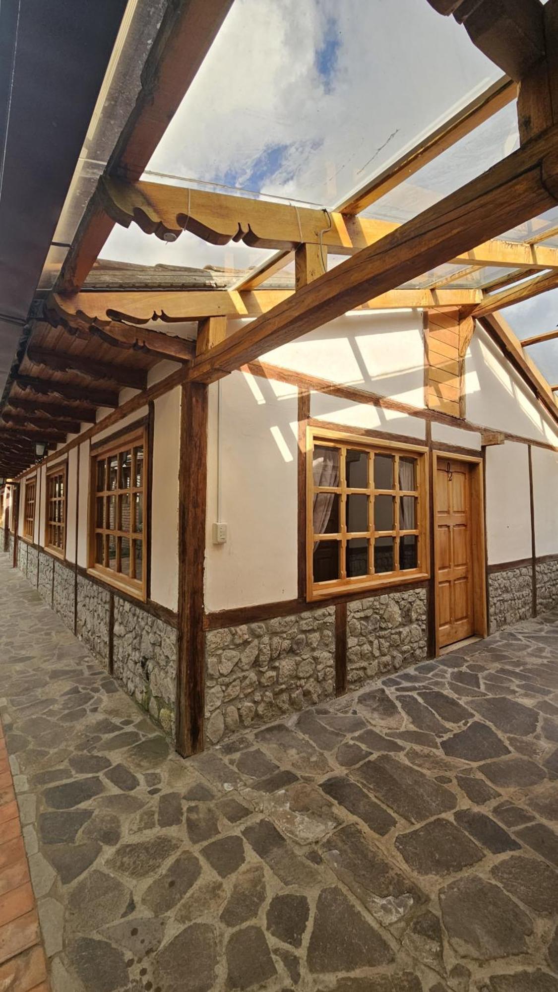 Hosteria La Condesa Honorato Vásquez Esterno foto