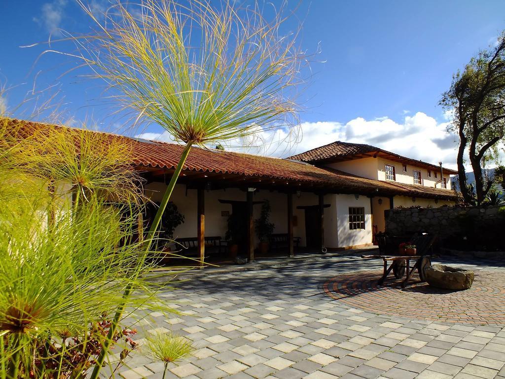 Hosteria La Condesa Honorato Vásquez Esterno foto