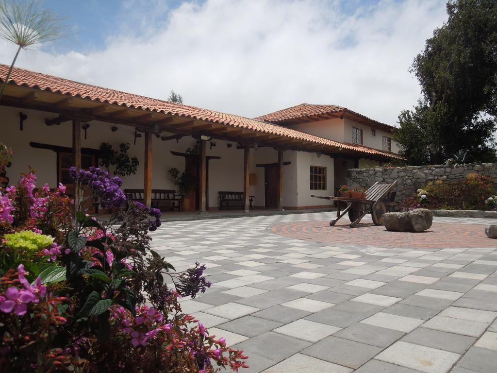 Hosteria La Condesa Honorato Vásquez Esterno foto
